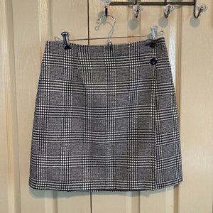 80's Vintage Black and White Plaid Wool Blend Wrap Mini Skirt Sz 6